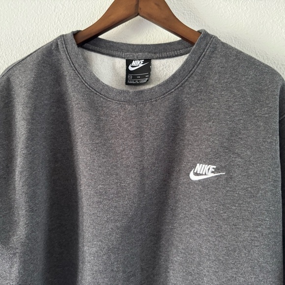 Nike Crewneck Men's Gray Embroidered Logo Sweatshirt Brushed Back Fleece XXL EUC - Picture 8 of 11